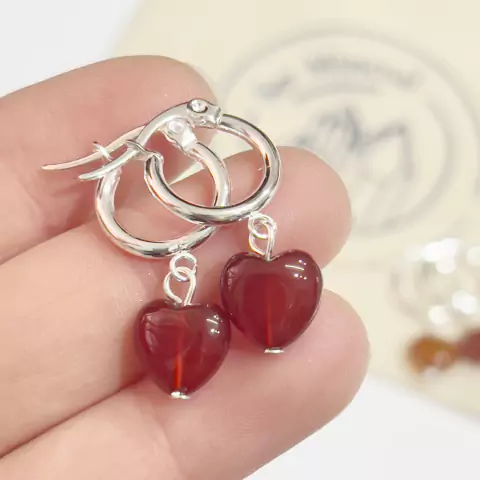 ARITOS CORAZON CORNALINA CON BAÑO