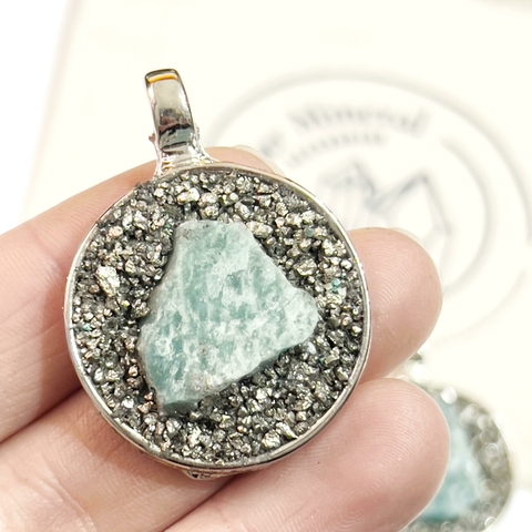 DIJE CAZUELA GRANDE AMAZONITA Y PIRITA