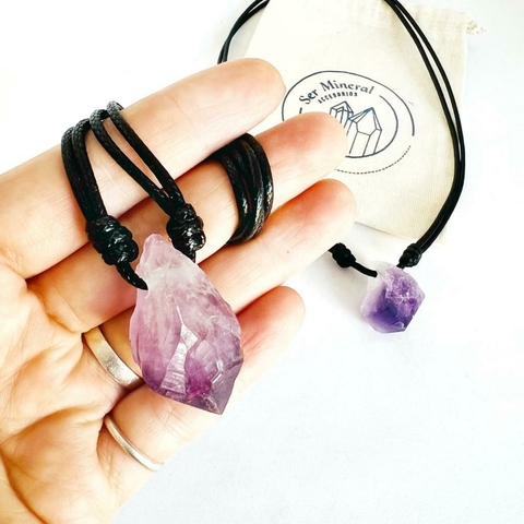 COLLAR PICO DE AMATISTA