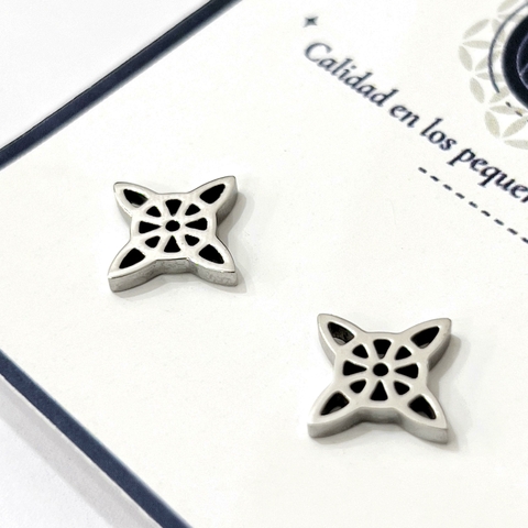 ARITOS NUDO DE BRUJA