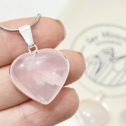 CORAZON CUARZO ROSA PREMIUM CON VIROLA PEQUEÑO