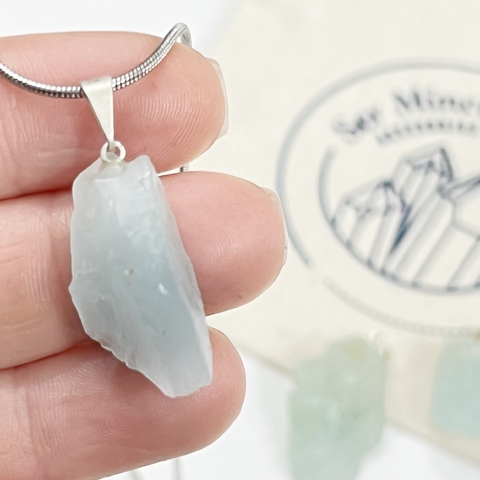 AGUAMARINA EN BRUTO CON DROP