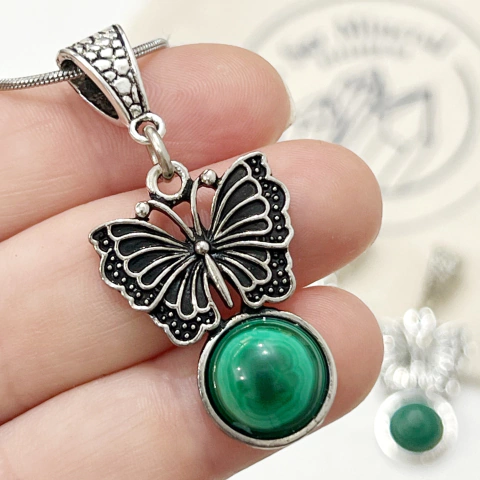 DIJE CAZUELA MARIPOSA MALAQUITA