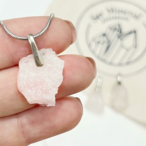 MINI DIJE DE ALPACA CUARZO ROSA