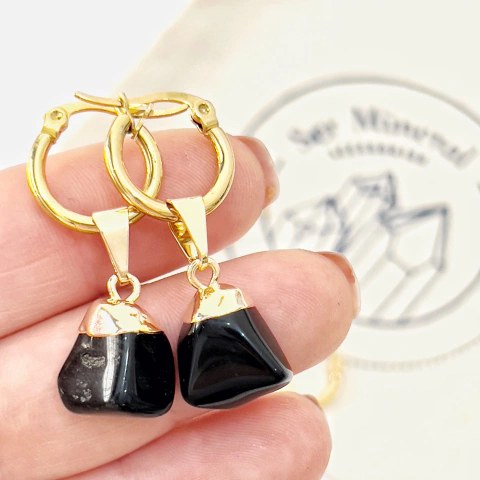 ARITOS ROLADO OBSIDIANA DORADO