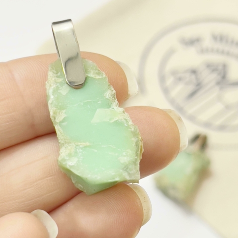 DIJE DE ALPACA CRISOPRASA PEQUEÑO