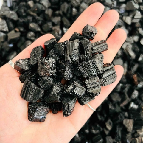 100 GR TURMALINA NEGRA CHICA