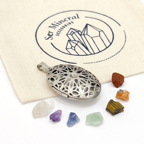 RELICARIO DE ACERO OVAL 7 CHAKRAS