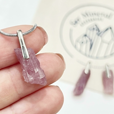 MINI DIJE DE ALPACA BASTON DE TURMALINA ROSA