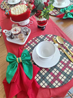 KIT CAPA SOUSPLAT XADREZ NATALINO + GUARDANAPO VERMELHO - 2 LUGARES