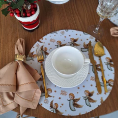 CAPA DE SOUSPLAT ANJINHO NATALINO na internet