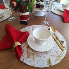 KIT CAPA SOUSPLAT NATALINO DOURADO + GUARDANAPO VERMELHO - 2 LUGARES - comprar online