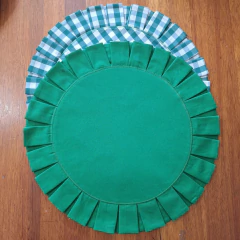 JOGO AMERICANO REDONDO DUPLA FACE XADREZ/VERDE + GUARDANAPO GUIRLANDA - 2 LUGARES na internet
