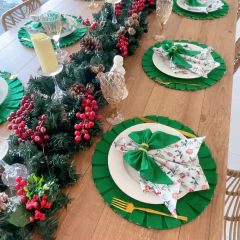 JOGO AMERICANO REDONDO DUPLA FACE XADREZ/VERDE + GUARDANAPO GUIRLANDA - 2 LUGARES - loja online