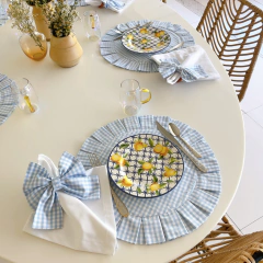 JOGO AMERICANO REDONDO DUPLA FACE FLORES/XADREZ AZUL + GUARDANAPO BRANCO - 2, 4 ou 6 LUGARES - comprar online