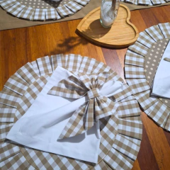 JOGO AMERICANO REDONDO DUPLA FACE XADREZ/POÁ CAQUI + GUARDANAPO BRANCO - 2, 4 ou 6 LUGARES - loja online