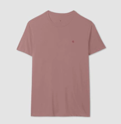 Camiseta Masculina Básica Ícone Peito na internet