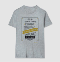 Camiseta de algodão com estampa de vaquejada minha praia é forró.