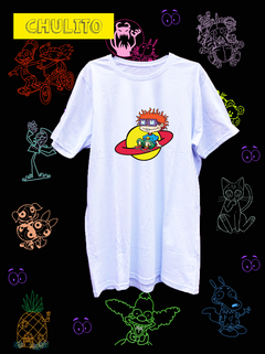 REMERA CARLITOS SOBRE PLANETA - CHULITO