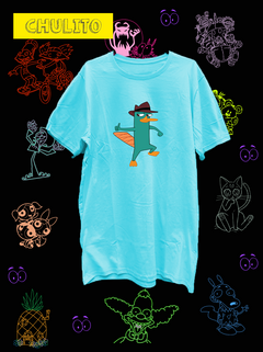 REMERA PERRY en internet