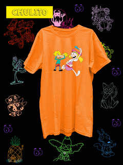 REMERA HEY ARNOLD GORRA