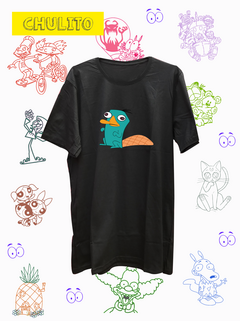 REMERA PERRY SENTADO - tienda online
