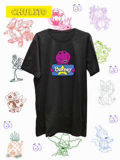 REMERA BARNEY LOGO - tienda online