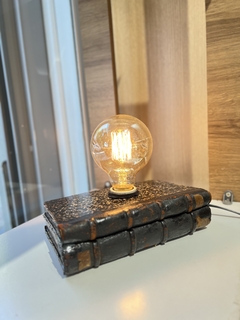 Imagem do Luminária no livro