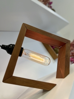 LUMINÁRIA NA MOLDURA