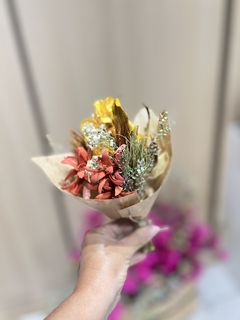 Buquê de flores P - COMTATO CRIATIVO