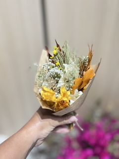 Buquê de flores P - comprar online