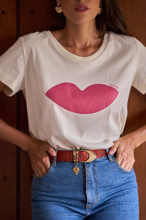 Remera Estonia Beso - comprar online