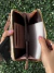 Billetera porta celular - comprar online