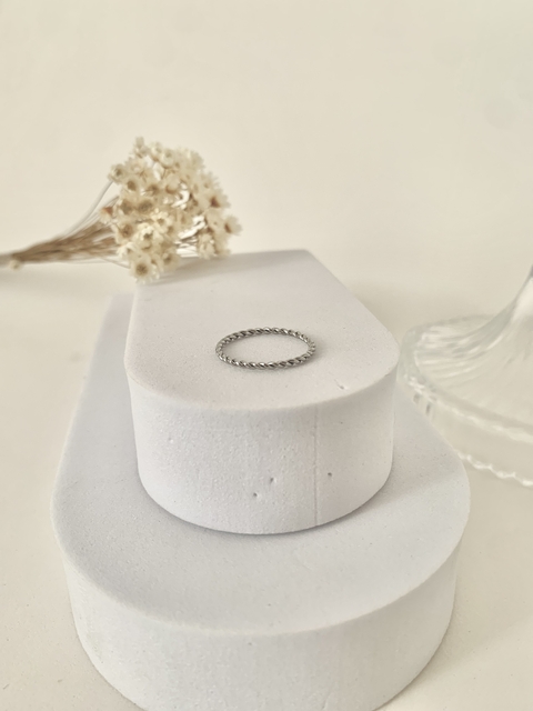 Anel Delicado Enrolado em Aço inoxidável Prata - comprar online