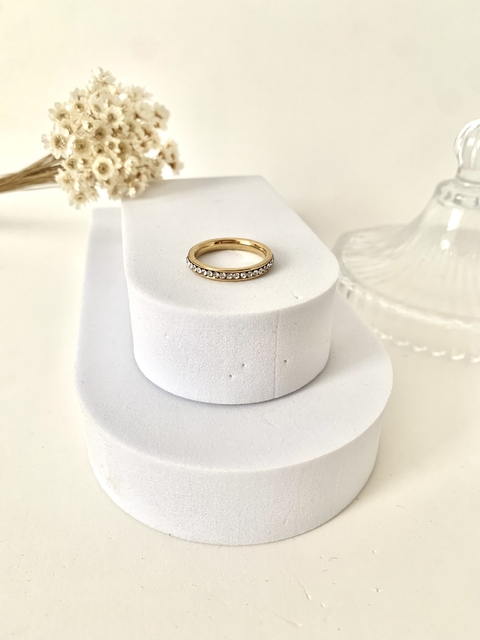 Anel com Strass em Aço Inoxidável Dourado