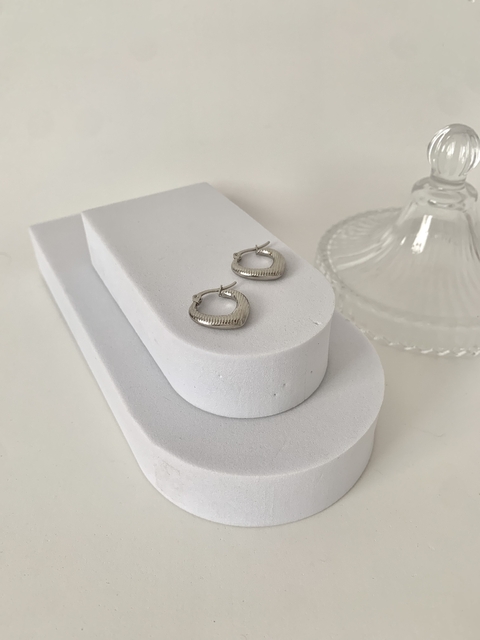 Brinco Argola Coração Fecho italiano em Aço Prata - comprar online