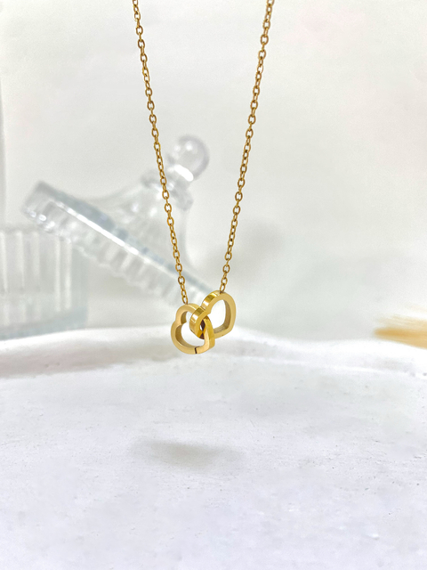 Colar Corações Entrelaçados em Aço Inoxidável Dourado - comprar online