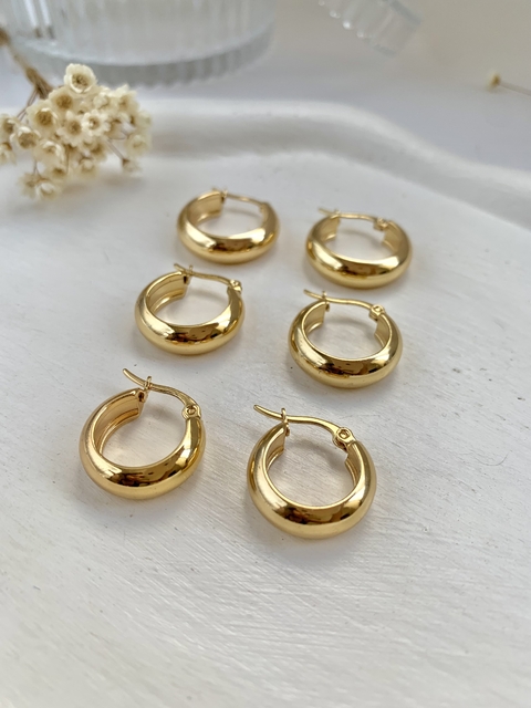 Trio Argolas Máxi Abauladas em Aço Inoxidável Dourado - comprar online