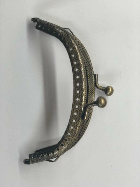 Fecho metálico ouro velho de costura 3x10 cm - comprar online