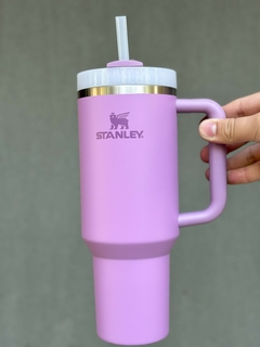 NUEVO Vaso Stanley Quencher | 1.18 lts.