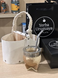 Combo cuero crudo - Yerba Uruguaya