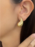 Brinco Gota Lisa Frontal – Sofisticação e Conforto em Ouro 18K ou Ródio