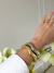 Bracelete Design Ondulado Orgânico em Metal - Moda Lu Portella | Acessórios Sofisticados | Semijoias de Luxo 