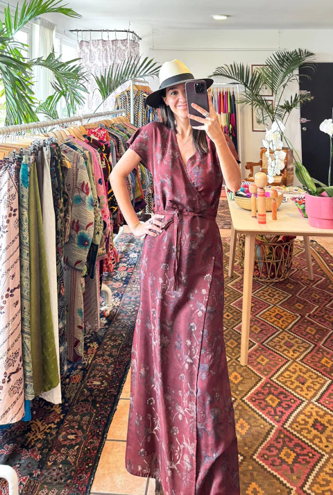 Vestido Assam Burgundy Flores Lilas - comprar en línea