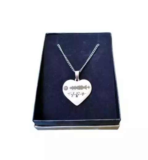 Dije corazón con código QR Spotify personalizado a elección