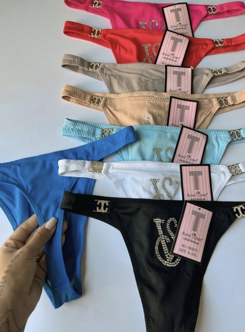 12 Calcinhas Vs Chanel - comprar online