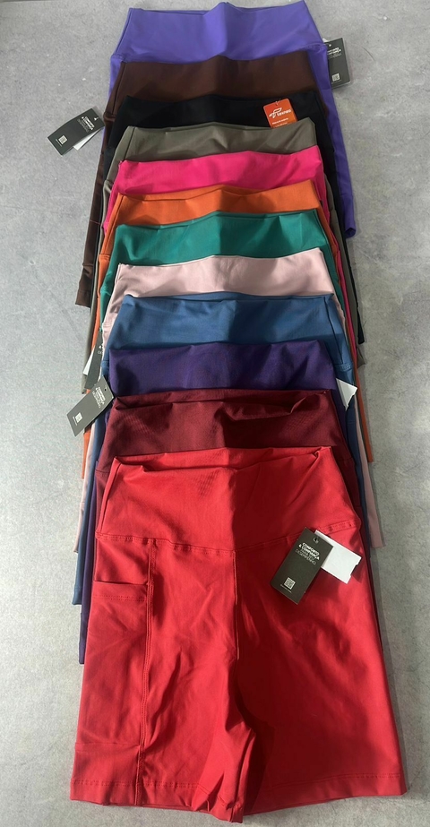 Shorts Tamilla com bolso lateral - comprar online
