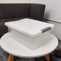 Caja Organizadora 12Lts con Tapa y Traba Star - comprar online