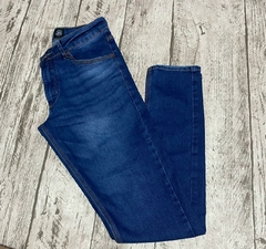 022 - Calça Jeans Boss - comprar online