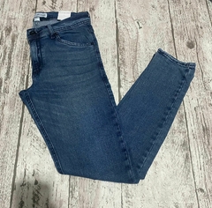 022 - Calça Jeans CK - comprar online